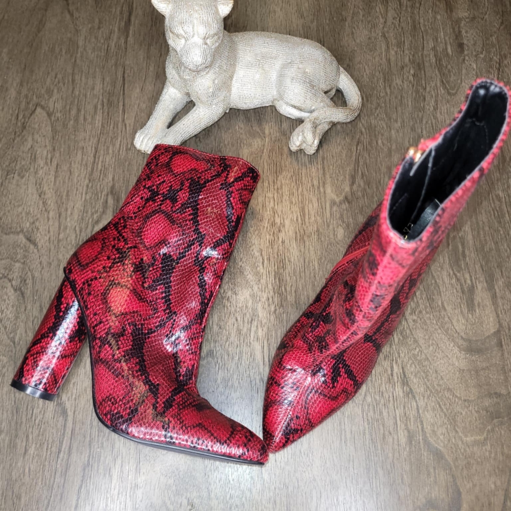 Fashion Nova Red Snakeskin Round Heeled Bootie | Size 8 | Bold Statement Shoe